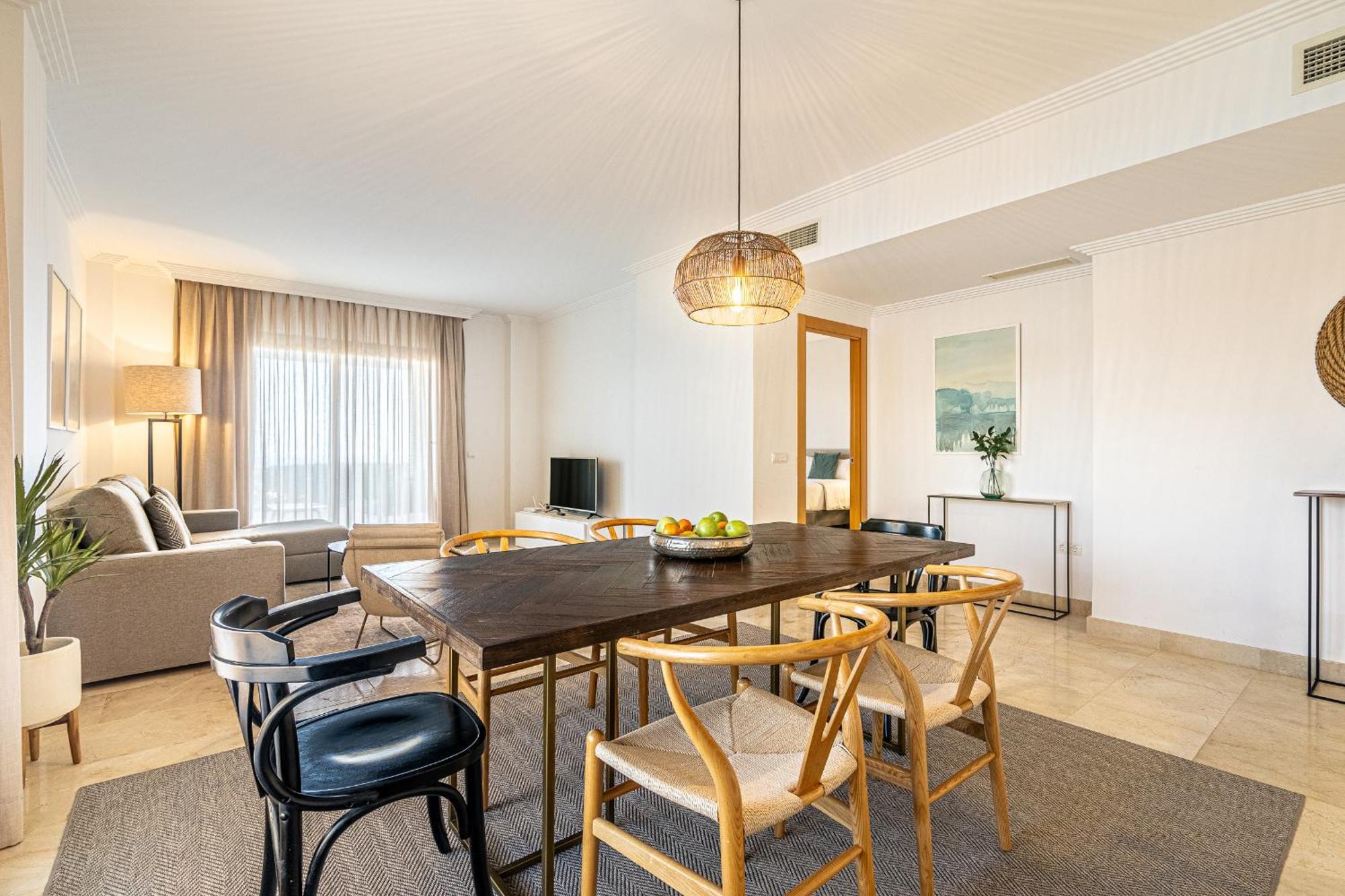 Large 3-Bedroom Nestled In Golf Paradise Estepona Exteriér fotografie