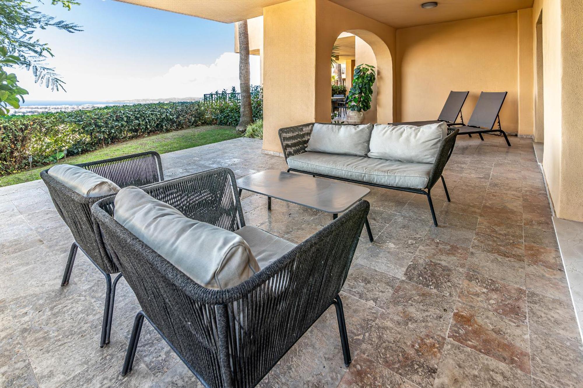 Large 3-Bedroom Nestled In Golf Paradise Estepona Exteriér fotografie